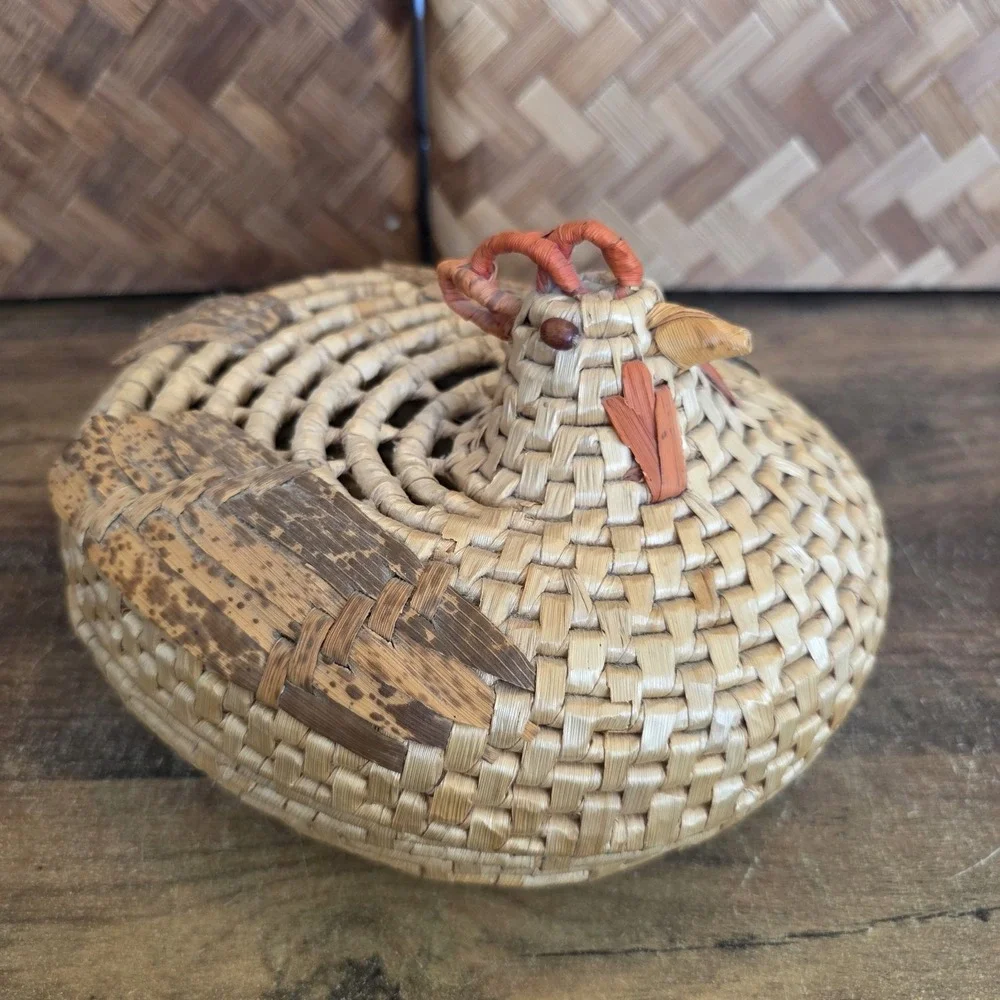Vintage Woven Basket Chicken Rooster Wicker Unique Primitive with Lid Home Decor